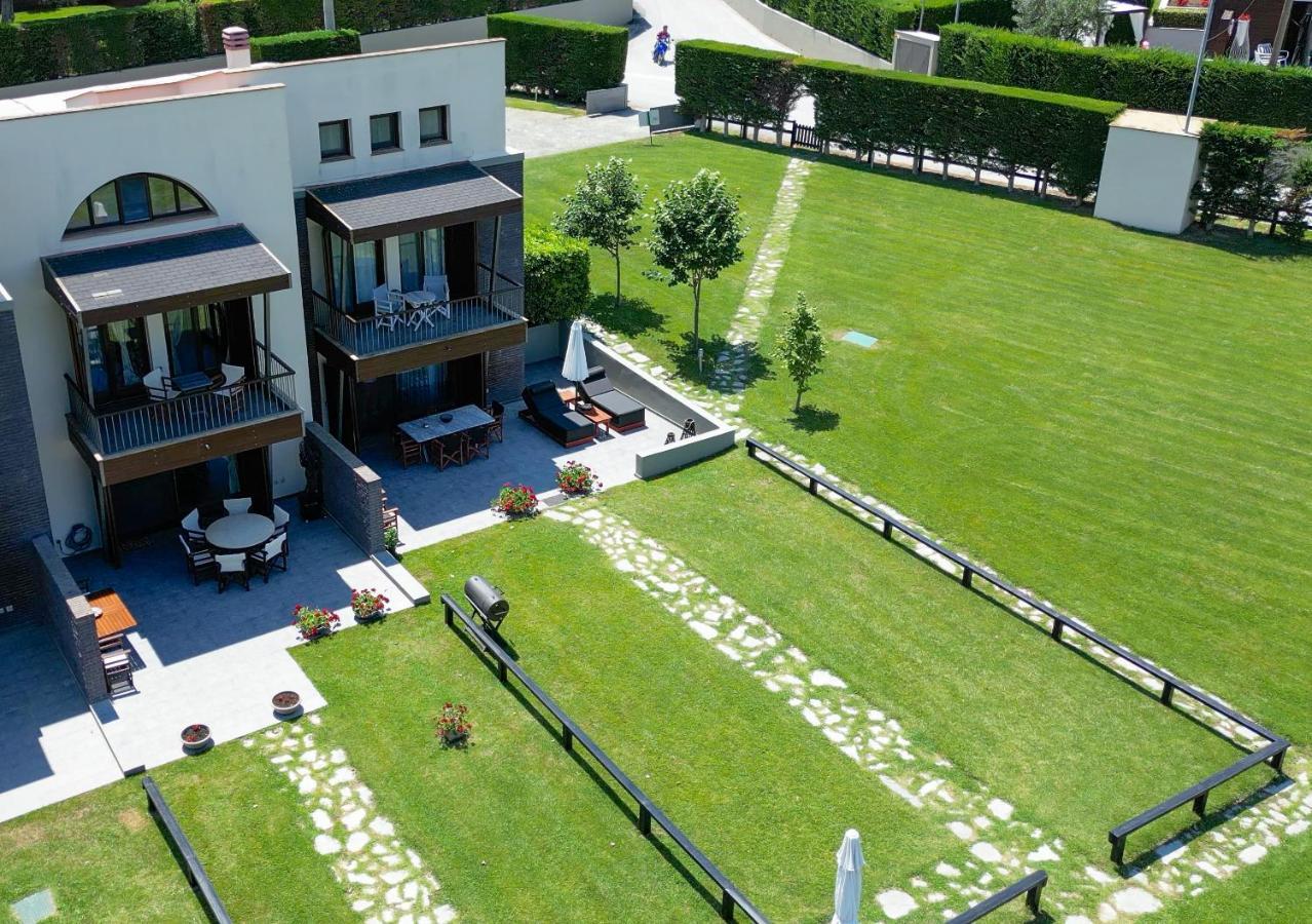 Heaven Luxury Villa Néa Róda Eksteriør bilde
